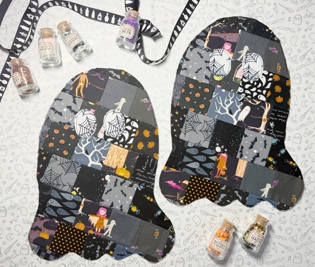 Patchwork Applique - Ghosties - Raw Edge Applique Black Ghosts