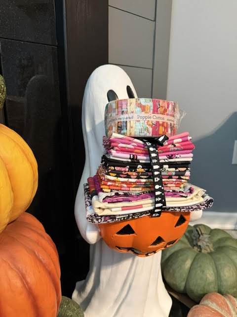 Summerween / Halloween Fabric Bundles – Precut Fat Quarters, Yardage, Panel, Jelly Roll and Patchwork Ghost Canvas Tote