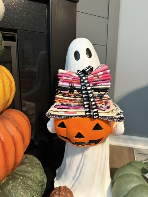 Summerween / Halloween Fabric Bundles – Precut Fat Quarters, Yardage, Panel, Charm Pack and Patchwork Ghost Canvas Tote