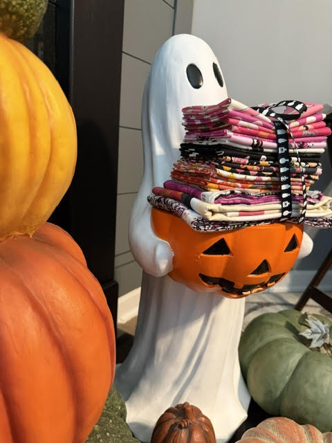 Summerween / Halloween Fabric Bundles – Precut Fat Quarters, Yardage, Panel, Charm Pack and Patchwork Ghost Canvas Tote