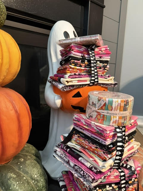 Summerween / Halloween Fabric Bundles – Precut Fat Quarters, Yardage, Panel, Jelly Roll and Patchwork Ghost Canvas Tote
