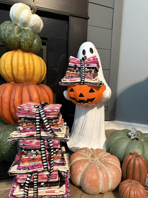 Summerween / Halloween Fabric Bundles – Precut Fat Quarters, Yardage, Panel, Jelly Roll and Patchwork Ghost Canvas Tote