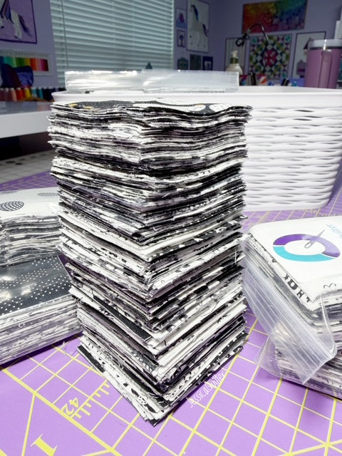 JQ Pack - Black, White and Grey - (400+) 2.5" Squares - Pre Cut Fabrics