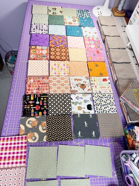 JQ Pack - (600) 2.5" Halloween Squares