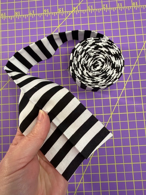 Quilt Binding King Size - Black and White Stripe - Single Fold (3" Wide Strip)