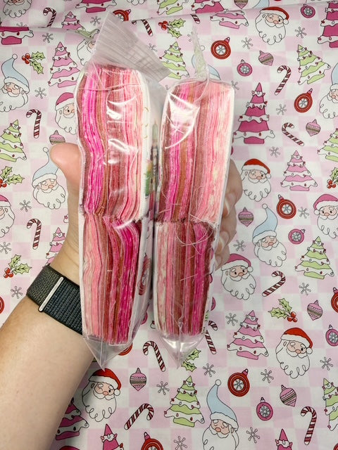 Pink Santa Christmas JQ Pack | 400 Precut 2.5-Inch Fabric Squares + 1 Yard Pink Santa Fabric