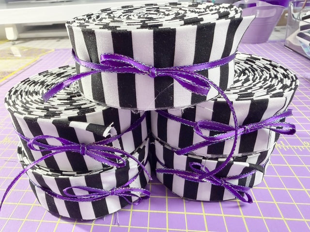 Quilt Binding King Size - Black and White Stripe - Single Fold (3" Wide Strip)